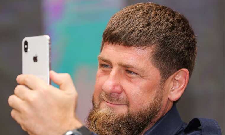 Ramzan Kadyrov was presented with a prize for his backing of reporters and unique coverage.