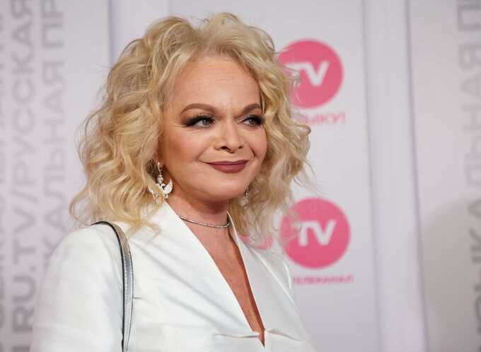 A court in Yoshkar-Ola ordered an Orenburg resident to pay Larisa Dolina more than 4 million rubles.