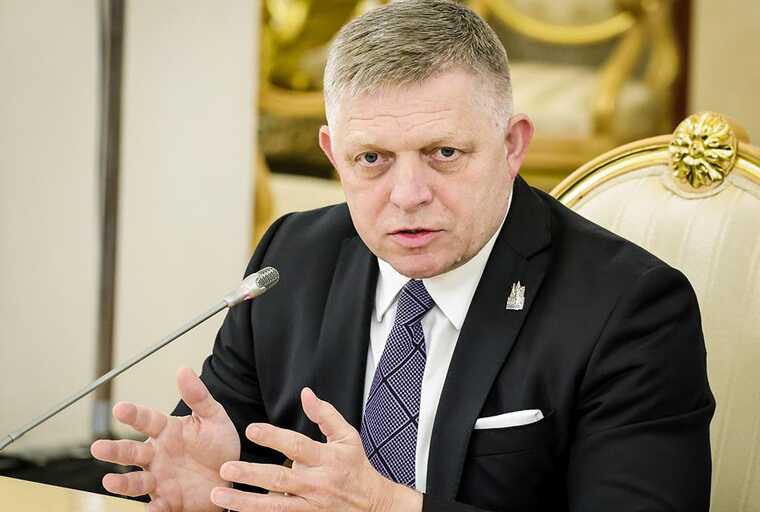 Slovak Prime Minister Robert Fico threatened to cut off electricity supplies to Ukraine from February 23 due to oil transit via the Druzhba pipeline.