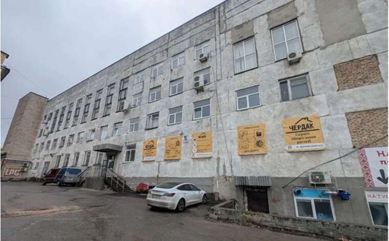 A defense legend for sale: Kyiv automobile plant KARZ put up for auction for 44 million hryvnias.