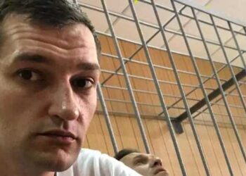203199 Alexei Navalny'S Brother Was Sentenced To Three Years In Prison. He Didn'T Come To Court.