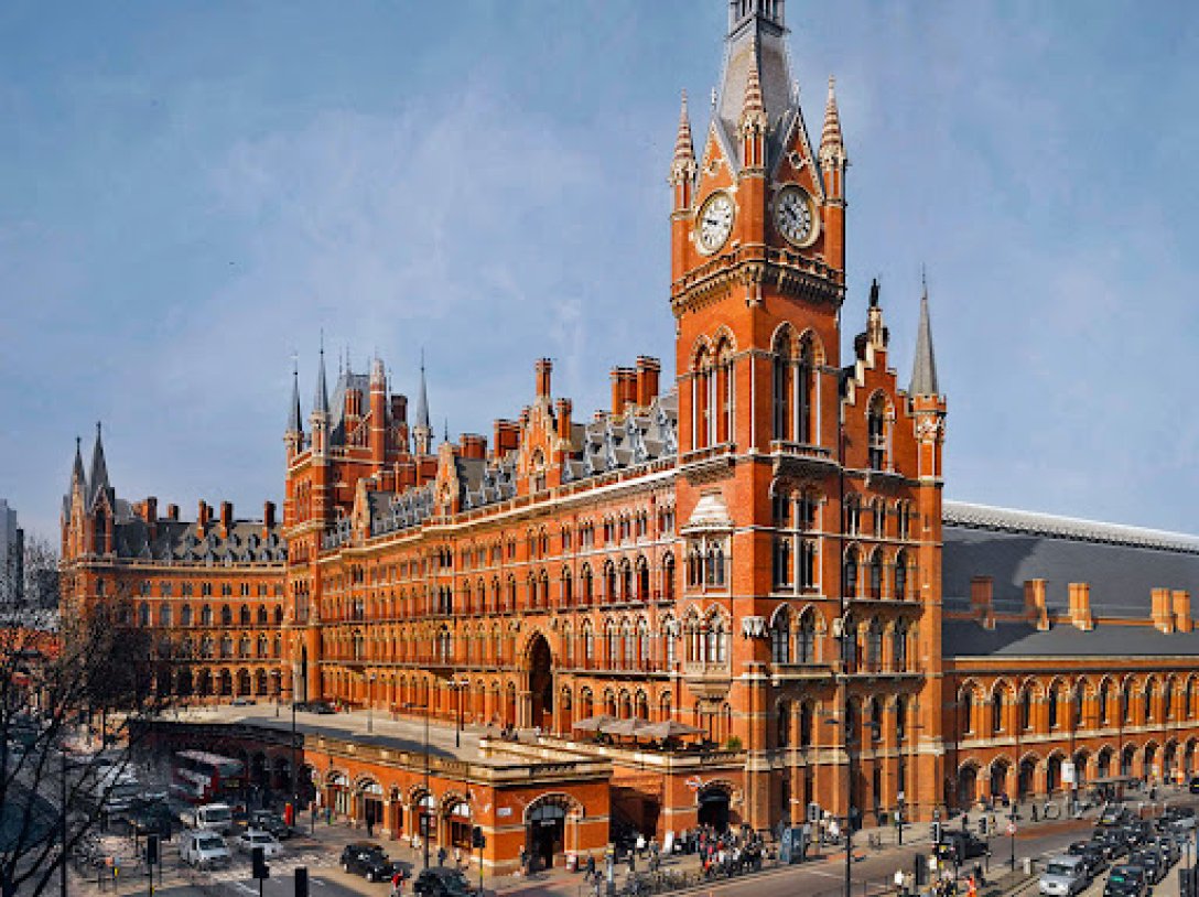 st pancras station in london