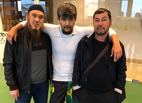 From left to right: Nasyrov Abdurashit - Abram, Arman Dikiy and Lyokha Semipalatinsk.  Photo © Instagram / arman_dikiy