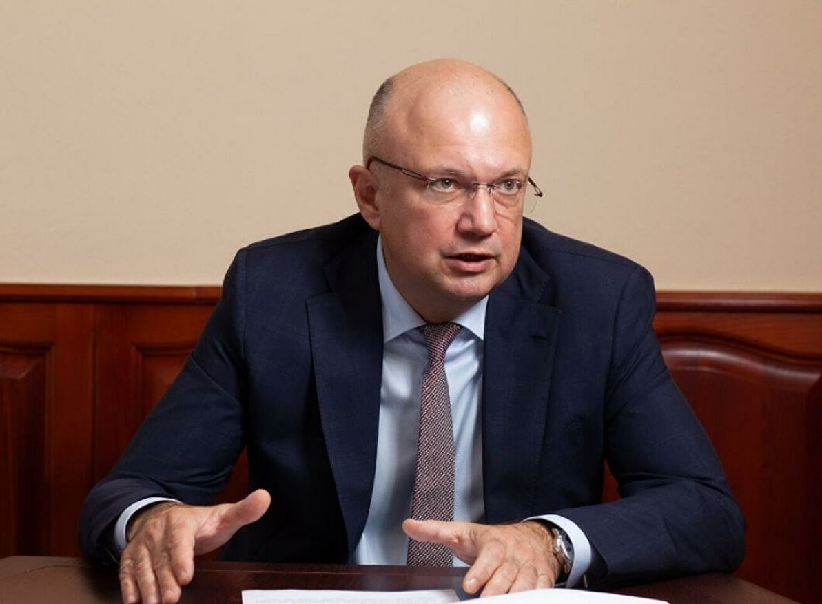 pr on vyatka: what governor vasiliev does instead of work