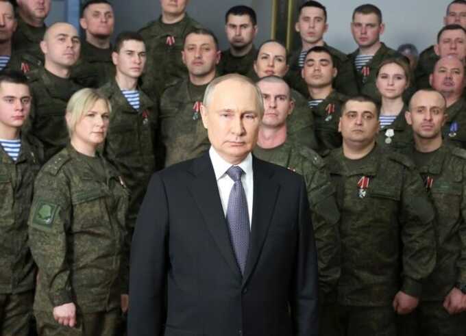 25378 The names of the military men who participated in Putin's New Year's address became known