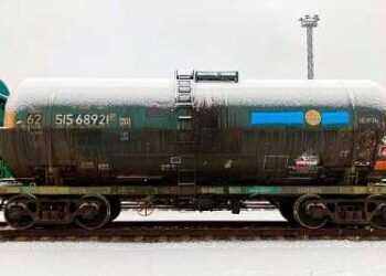 26231 &Quot;Russian World&Quot; Was Not Allowed Into Estonia: The Balts Were Forced To Paint Over The Inscriptions On The Tanks From The Russian Federation