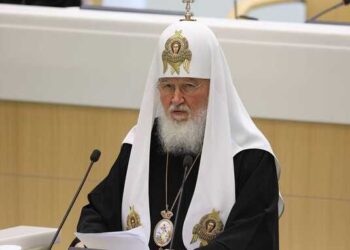 26837 Patriarch Kirill called the priests the most desirable target for snipers