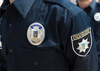 Полиция The Head Of The Lviv Patrol Was Suspended Because Of A Gift To His Girlfriend