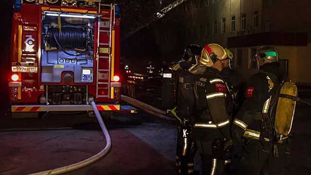 In Moscow two people died in a fire in an In Moscow, two people died in a fire in an apartment