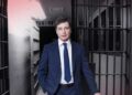 32002 Steal a billion and go free rich - Alexander Davydov has nothing to grieve