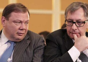 32230 How Mikhail Fridman, Petr Aven And Other Businessmen Sought The Favor Of The European Union