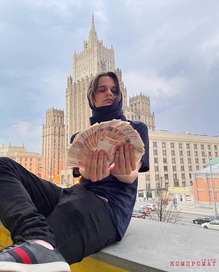 Callie Milano likes to show off her money