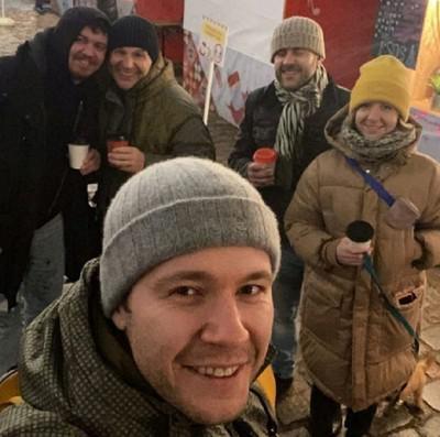 anton alikhanov (in the foreground), viktor and valeria huseynov (pair on the right)