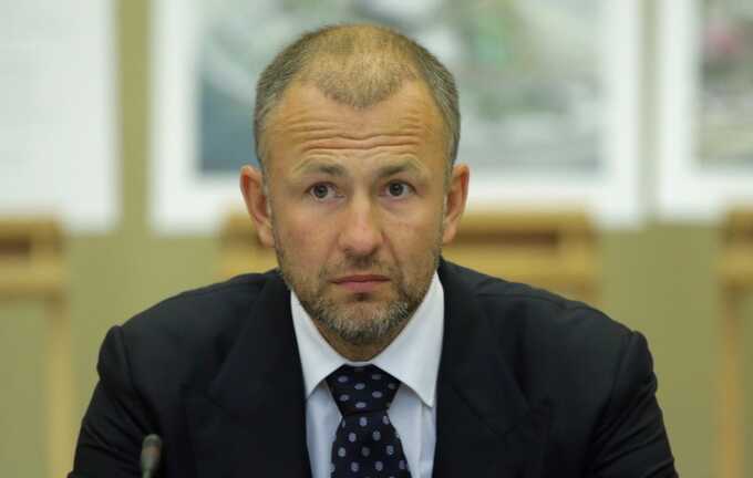 the prosecutor general's office sued the russian billionaire