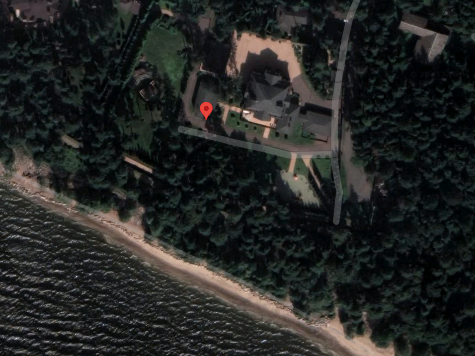 The photo may show Tatiana and Vladimir Litvinenko's dacha.  Photo © Google Maps 