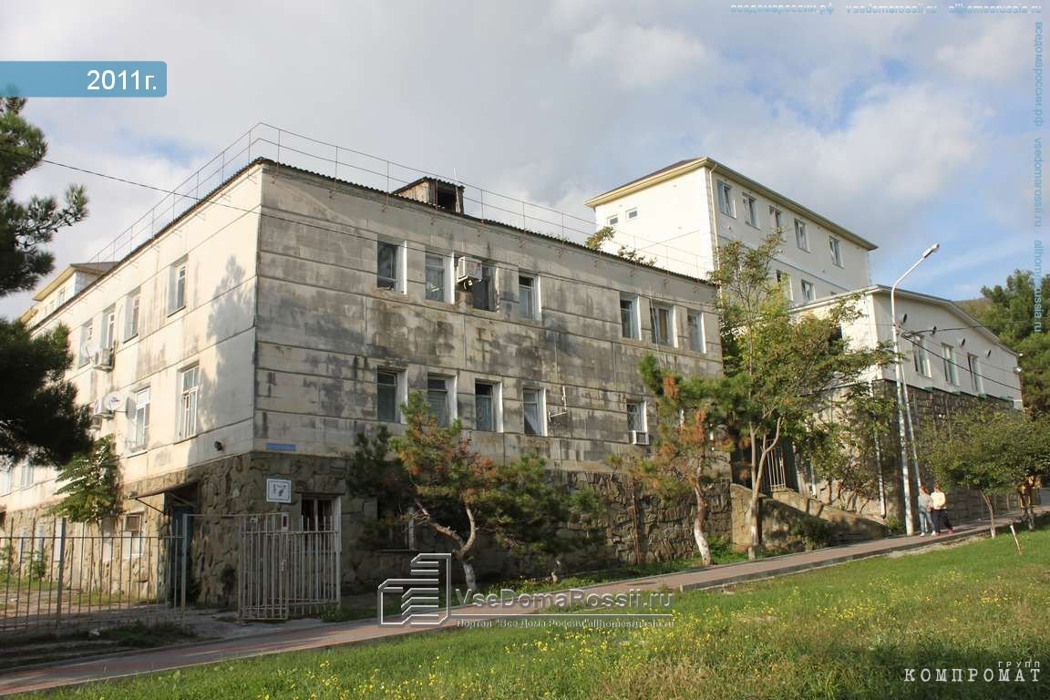 dormitory on schmidt street