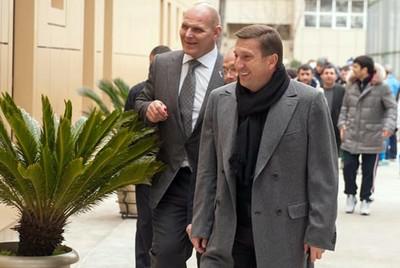 Alexander Karelin (left) and Ruben Tatulyan