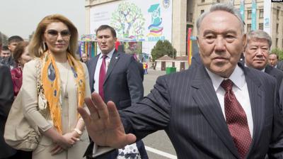 Aliya Nazarbayeva and Nursultan Nazarbayev (right)