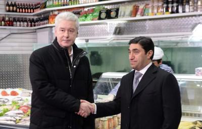 Sergei Sobyanin (left) and God Nisanov