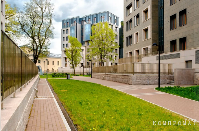 Residential complex "Smolny Park".