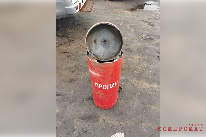 Couriers hid phones in propane tanks