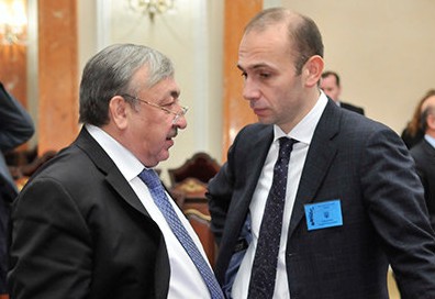 Viktor Tatkov (left) and Artur Emelyanov (right)