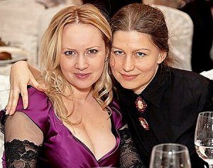 Krutogrudova and Luzina