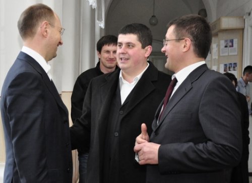 Arseniy Yatsenyuk and the Burbak brothers