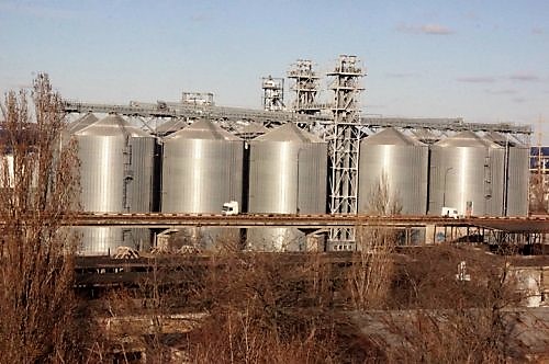 Grain terminal in the very center of Odessa. View from Primorsky Boulevard