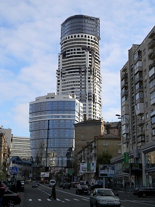 ivan kurovsky, skyscraper, klovsky descent, kyiv