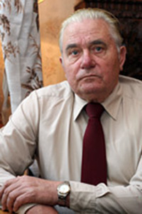 genrikh iosifovich bandrovsky, first secretary of the transcarpathian regional committee of the cpsu (1980-1990) and the first father-in-law of nestor shufrich