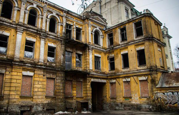 sikorsky house in kyiv. the shufrich foundation that owns it has kept it in this condition for 15 years.