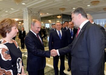 Negotiations in Minsk: first meeting between Poroshenko and Putin (*criminal)