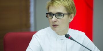 the country's chief lustrator tatyana kozachenko secretly manages millions?