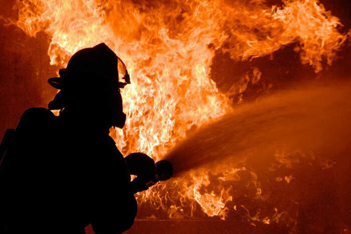 A costly upscale flat was engulfed in flames in Moscow.