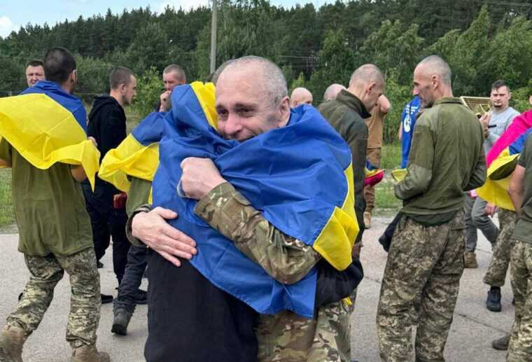 Ukraine and Russia plan to hold a large-scale prisoner exchange tomorrow.
