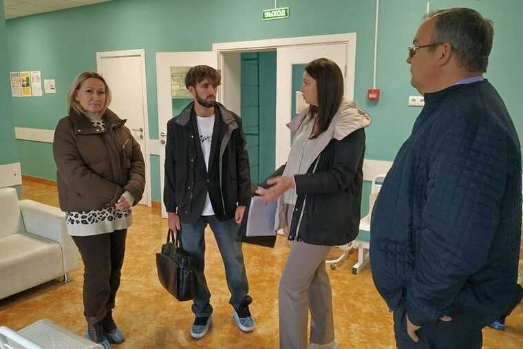 In Vladimir, a 26-year-old volunteer without medical training has been appointed acting chief physician.