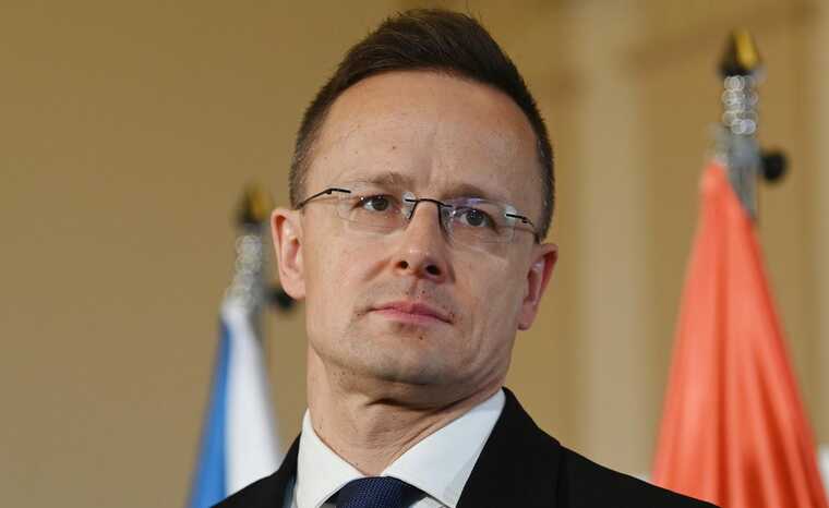 Hungary has blocked a €90 billion EU loan to Ukraine due to the suspension of oil transit via the Druzhba pipeline.