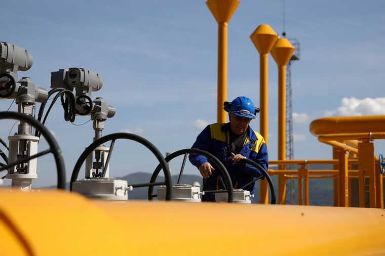 Despite sanctions, the EU remains the main importer of Russian gas.