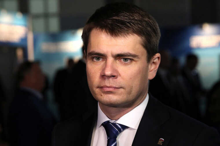 Sergei Boyarsky suggested limiting overseas calls on fixed-line telephones due to scammers.