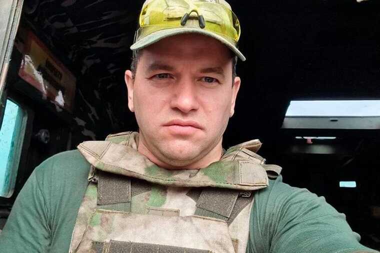 Blogger Alekhine is caught dividing businesses and embezzling government contracts for prosthetics.