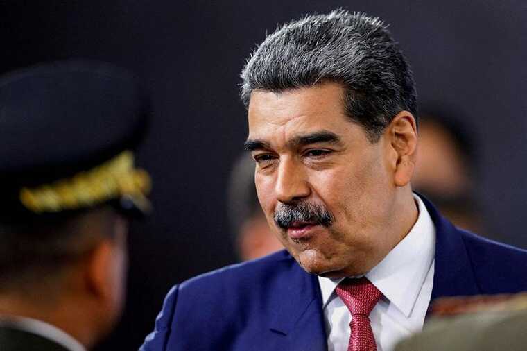 Military scenarios against Maduro: Trump's inner circle discusses raids on bases and oil seizures
