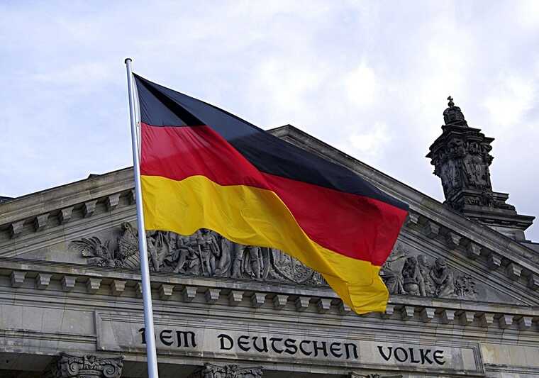 Germany reports Russian cyberattacks on infrastructure and election interference