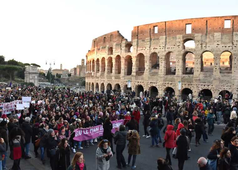 Thousands of people took part in an anti-government protest in Rome against the policies of George Meloni's cabinet.