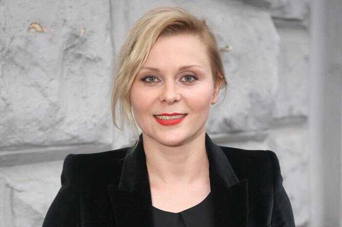 The actress Troyanova is threatened with legal action related to discussions with Gordon and a press appearance.
