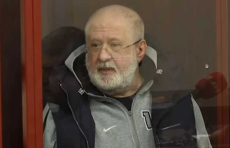 A Kyiv court extended businessman Igor Kolomoisky's pretrial detention until February 6.