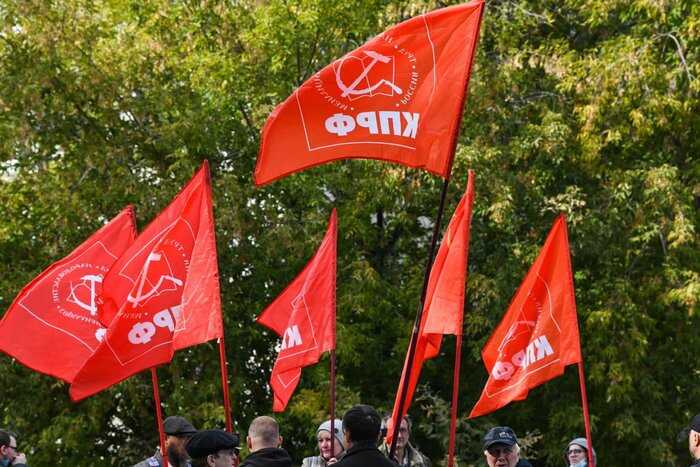 In anticipation of the parliamentary race, the Communist Party of the Russian Federation is reinforcing its lineup with figures previously embroiled in multiple scandals.