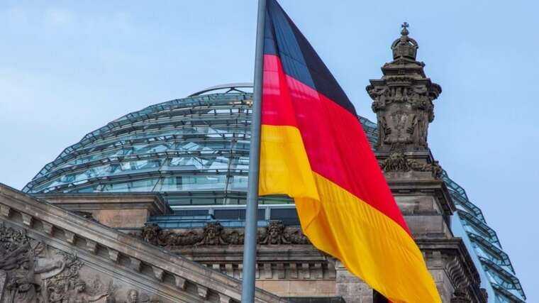 Germany's economy is in crisis: deindustrialization and decline in production