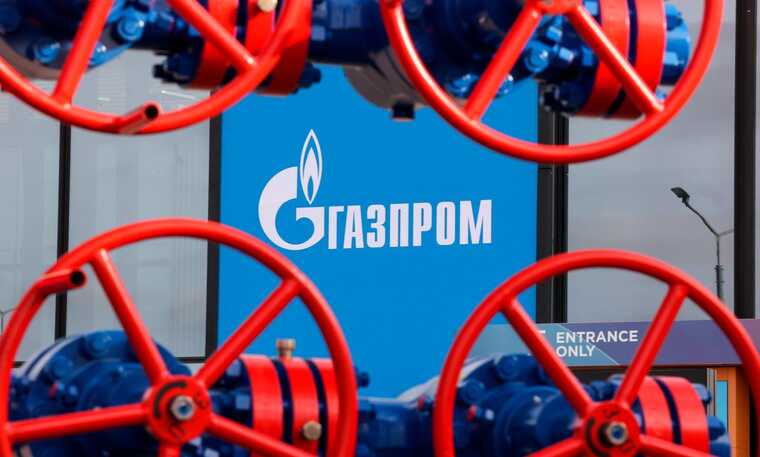 Gazprom shares fell to a record low amid new sanctions