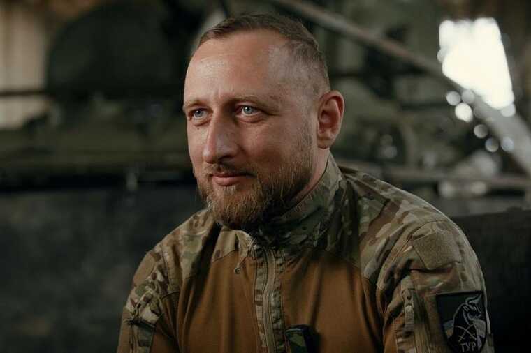 Belarusian volunteer Alexander Krasovsky has been detained in Ukraine on suspicion of corruption.